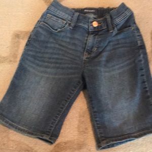 12 slim old navy jean shorts